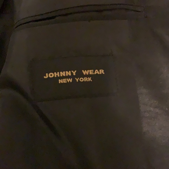Johnny Wear New York Tuxedo. Like new! Men
